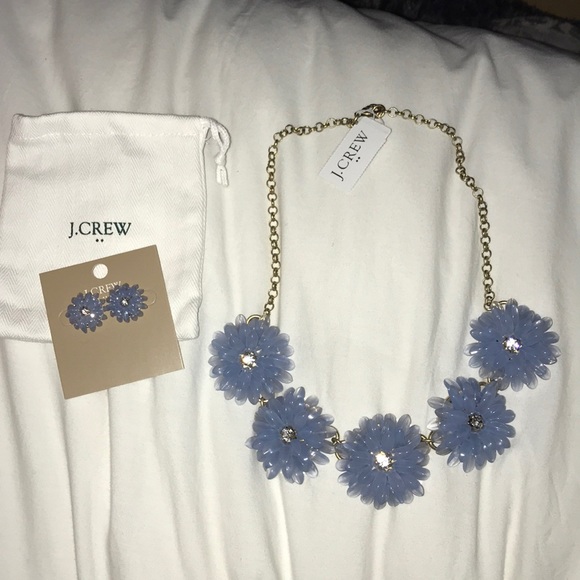 J. Crew Jewelry - NWT Jcrew Dahlia Burst Necklace and earring set